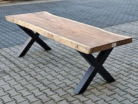 Boomstam eettafel