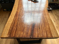 Boomstam tafel