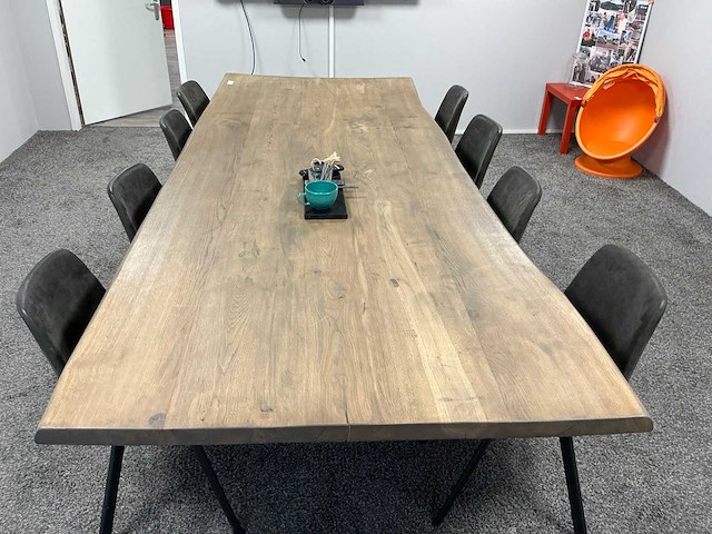 Boomstamtafel met 8x kuipstoel - afbeelding 3 van  5