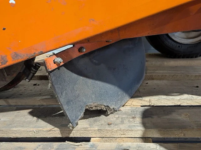 Boomstronkenhakselaar 13pk dosko, 337-13h, bouwjaar 2019 - afbeelding 10 van  10