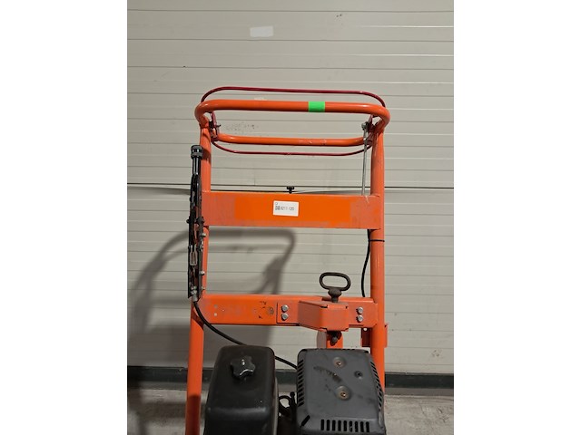 Boomstronkhakselaar - 13pk - benzine, dosko, 337-13h, 2017 - afbeelding 6 van  35