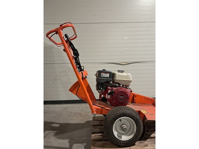 Boomstronkhakselaar - 13pk - benzine, dosko, 337-13h, 2017 - afbeelding 9 van  35