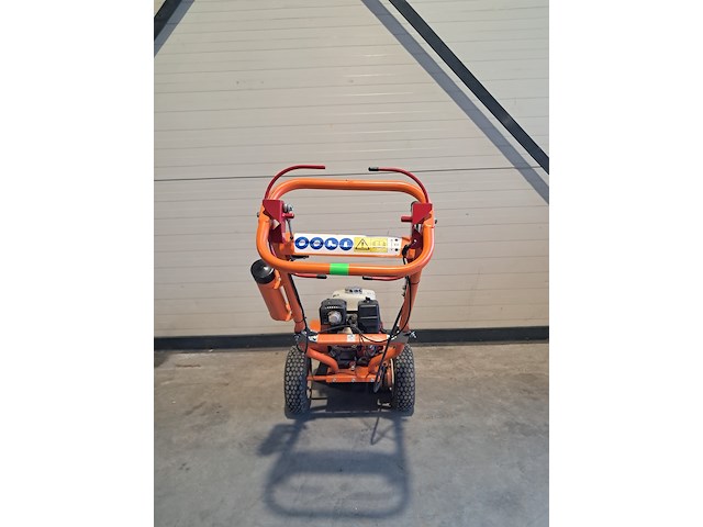 Boomstronkhakselaar - 5,5pk - benzine dosko, 200-orange-6h, 2019 - afbeelding 7 van  12