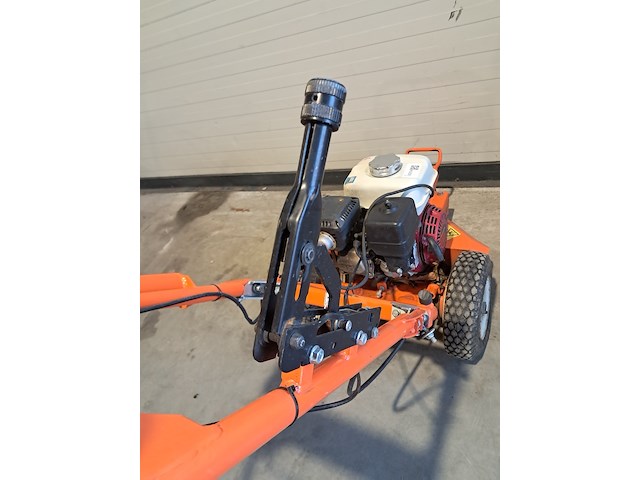 Boomstronkhakselaar - 5,5pk - benzine dosko, 200-orange-6h, 2019 - afbeelding 12 van  12