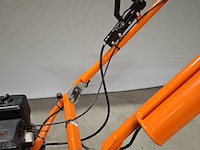 Boomstronkhakselaar - 5,5pk - benzine dosko, 200-orange-6h, bouwjaar 2019 - afbeelding 7 van  12