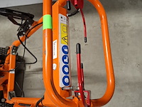 Boomstronkhakselaar - 5,5pk - benzine dosko, 200-orange-6h, bouwjaar 2019 - afbeelding 9 van  12