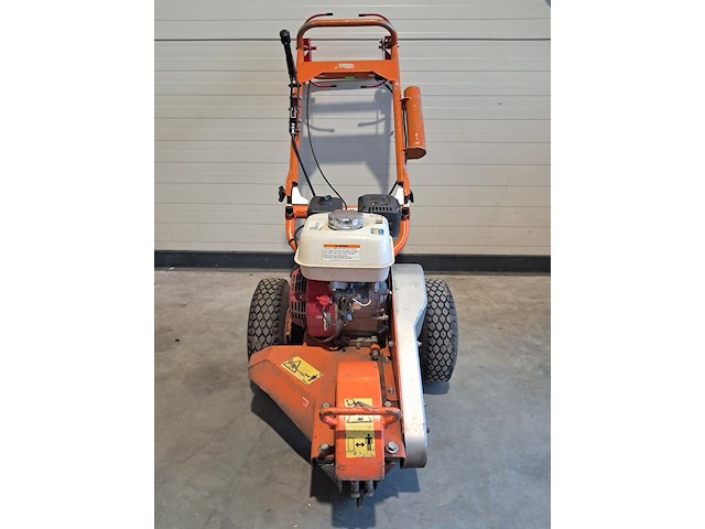 Boomstronkhakselaar - 5,5pk - benzine dosko, 200-orange-6h, bouwjaar 2019 - afbeelding 5 van  22