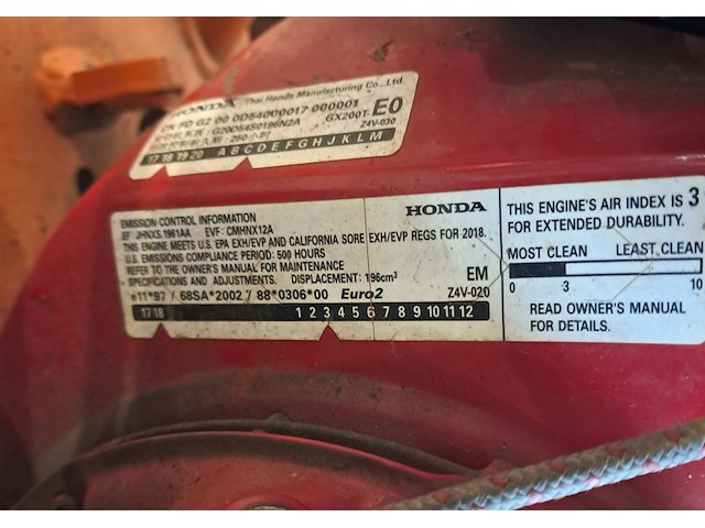 Boomstronkhakselaar - 5,5pk - benzine dosko, 200-orange-6h, bouwjaar 2019 - afbeelding 11 van  22