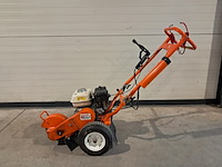 Boomstronkhakselaar - 5,5pk - benzine dosko, 200-orange-6h, bouwjaar 2019 - afbeelding 2 van  11