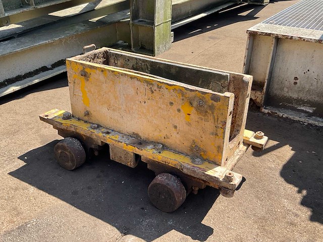 Boor transportwagen "catwalk transport trolley" - afbeelding 1 van  4