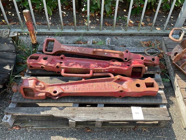 Boorgereedschap (6x) "rig tong parts and dp slips" - afbeelding 2 van  8