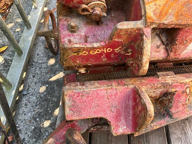 Boorgereedschap (6x) "rig tong parts and dp slips" - afbeelding 7 van  8