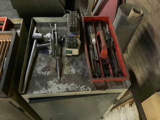 Boorgereedschap en werkplaatskasten - afbeelding 4 van  7
