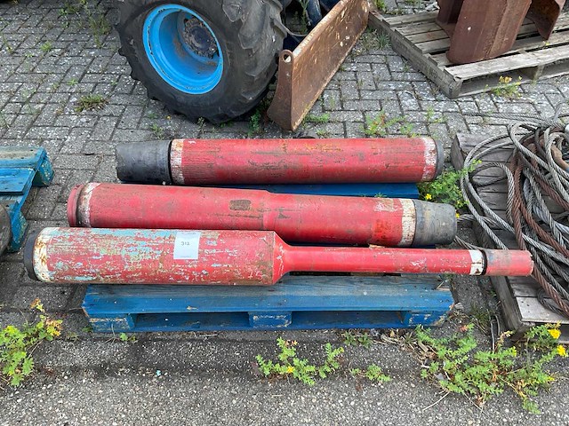 Boorgereedschap "mud pump spares - cross overs" - afbeelding 2 van  7
