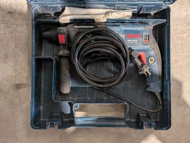 Boorhamer - 3kg - 230v - sds-plus bosch, gbh 2-24 d, bouwjaar 2013 - afbeelding 2 van  6