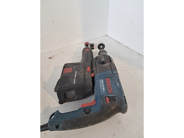 Boorhamer 710w 230v sds-plus met stofafzuiging bosch, gbh 2-23 rea, bouwjaar 2018 - afbeelding 10 van  14