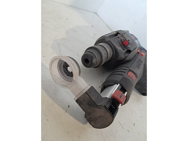 Boorhamer 710w 230v sds-plus met stofafzuiging bosch, gbh 2-23 rea, bouwjaar 2018 - afbeelding 11 van  14