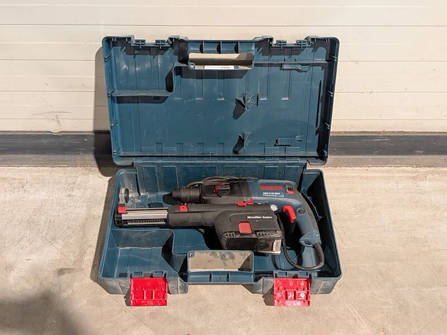 Boorhamer 710w 230v sds-plus met stofafzuiging bosch, gbh 2-23 rea, bouwjaar 2020 - afbeelding 1 van  6
