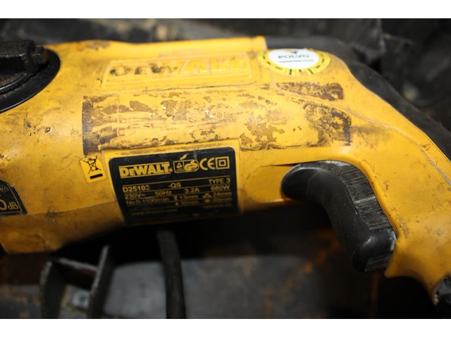 Boorhamer dewalt in kunststof koffer. - afbeelding 2 van  2