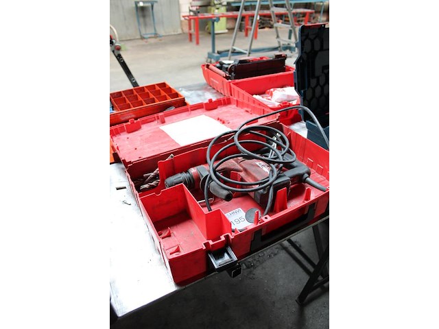 Boorhamer hilti te35 in koffer. - afbeelding 2 van  2