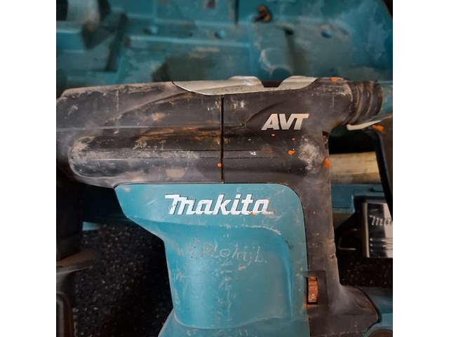 Boorhamer makita, hr3210c, bouwjaar 2018 - afbeelding 2 van  7