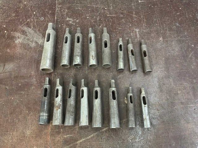 Boorhulzen (16x) - afbeelding 1 van  6