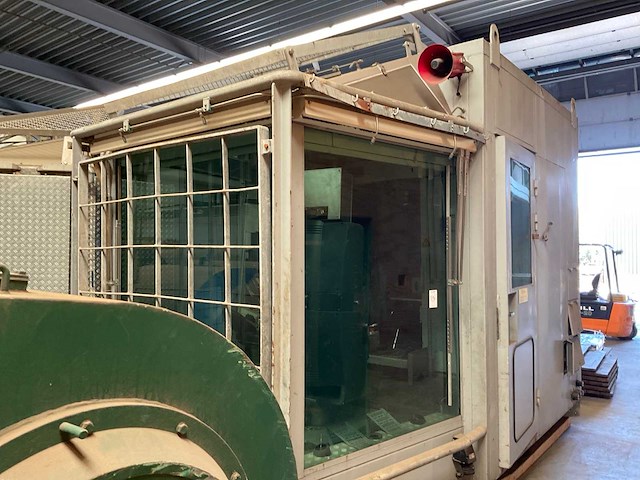 Boorinstallatie besturingscabine "driller cabine" - afbeelding 9 van  16