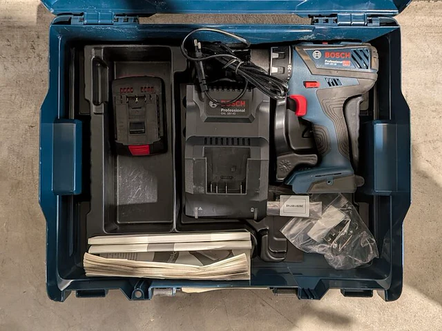 Boormachine accu 18v bosch, gsr 18v-28, bouwjaar 2020 - afbeelding 2 van  7
