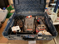 Boormachine in koffer, 2x accu, 1x lader bosch - afbeelding 1 van  3