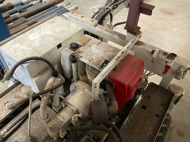 Boormachine op rupsen - afbeelding 2 van  16