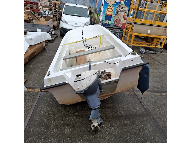 Boot met 9pk buitenboordmotor, terhi, 400, wit - afbeelding 2 van  9