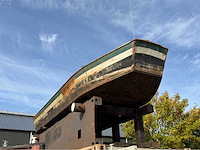 Boot met dieseltank (4000 liter) - afbeelding 2 van  5