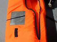 Boot met motor, trailer en diverse benodigdheden, blauw - afbeelding 5 van  15