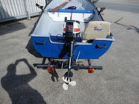 Boot met motor, trailer en diverse benodigdheden, blauw - afbeelding 9 van  15