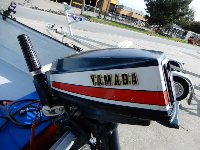 Boot met motor, trailer en diverse benodigdheden, blauw - afbeelding 12 van  15