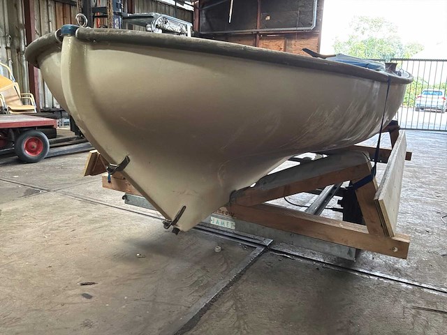 Boot met trailer - afbeelding 6 van  14