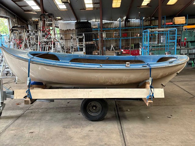 Boot met trailer - afbeelding 11 van  14