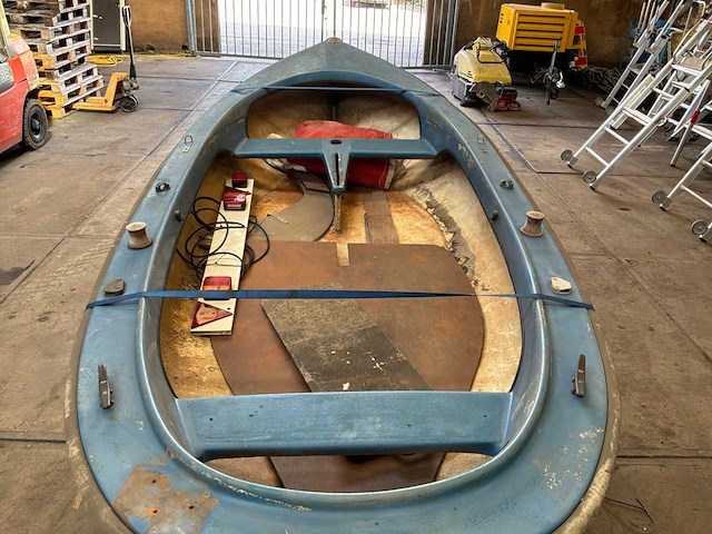 Boot met trailer - afbeelding 14 van  14