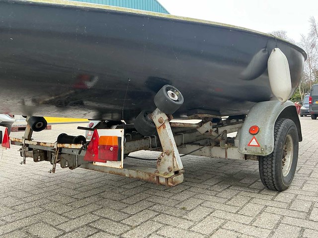 Boot op trailer sloep - afbeelding 18 van  20