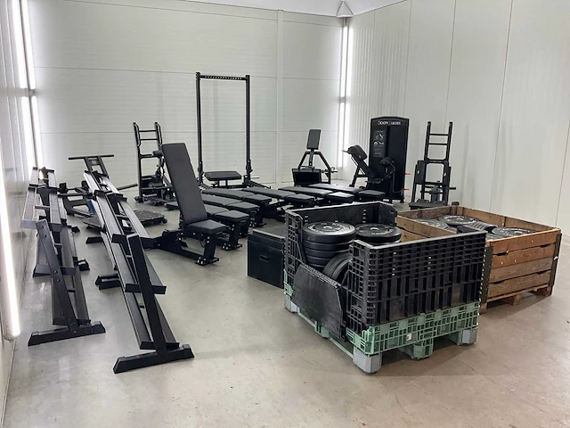 Booty builder / kingsbox partij fitnessapparatuur - afbeelding 13 van  17
