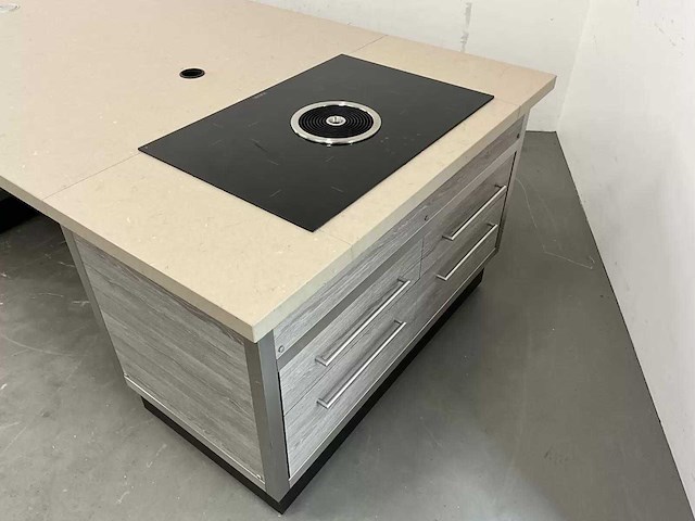 Bora - bhu - custom-made mobiel inductie kookeiland - afbeelding 6 van  9