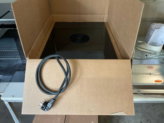 Bora pure inbouw 4-zone inductie kookplaat met kookveldafzuiging - afbeelding 3 van  4