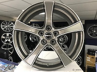 Borbet f2 aluminium velgenset - 5x114.3 7.5j et52 - afbeelding 1 van  1