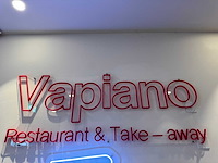 Bord "vapiano restaurant & take-away" - afbeelding 1 van  2