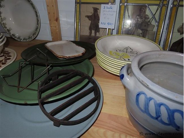 Borden, messen, onderborden, loodglasjes enz…. - afbeelding 2 van  3