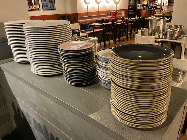 Borden - afbeelding 1 van  8