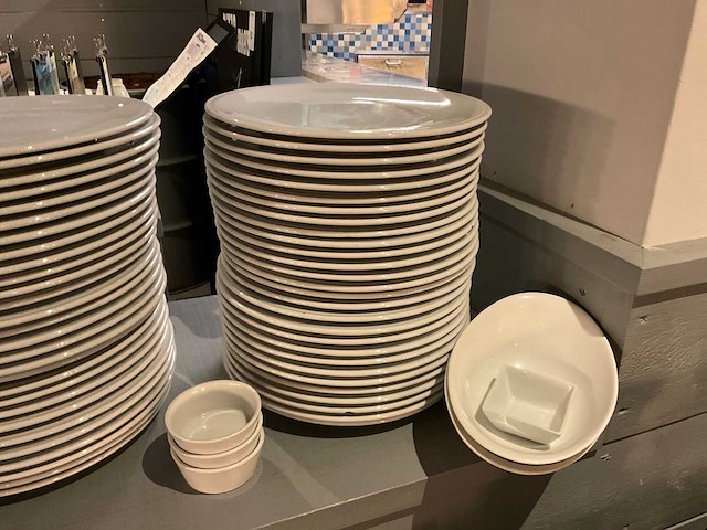 Borden - afbeelding 4 van  8