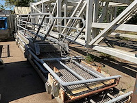 Bordes met steektrap - afbeelding 4 van  6