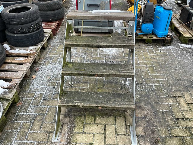 Bordes trap - afbeelding 3 van  4