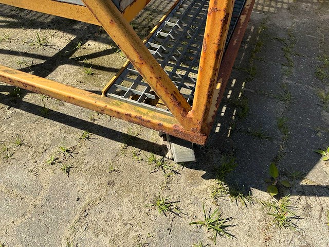 Bordes ( verrijdbaar ) - afbeelding 3 van  3